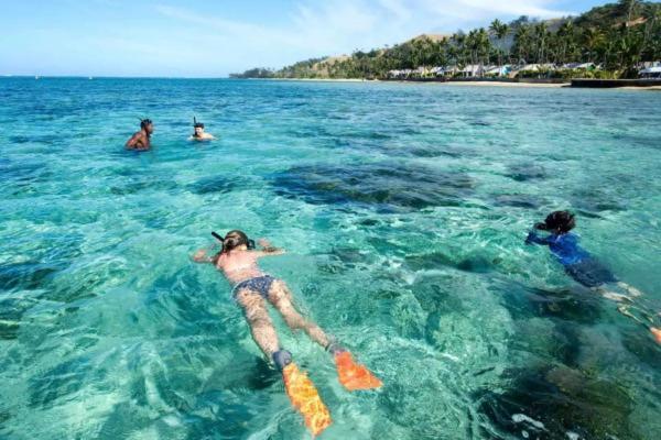 Mana Lagoon Backpackersヴィラ エクステリア 写真